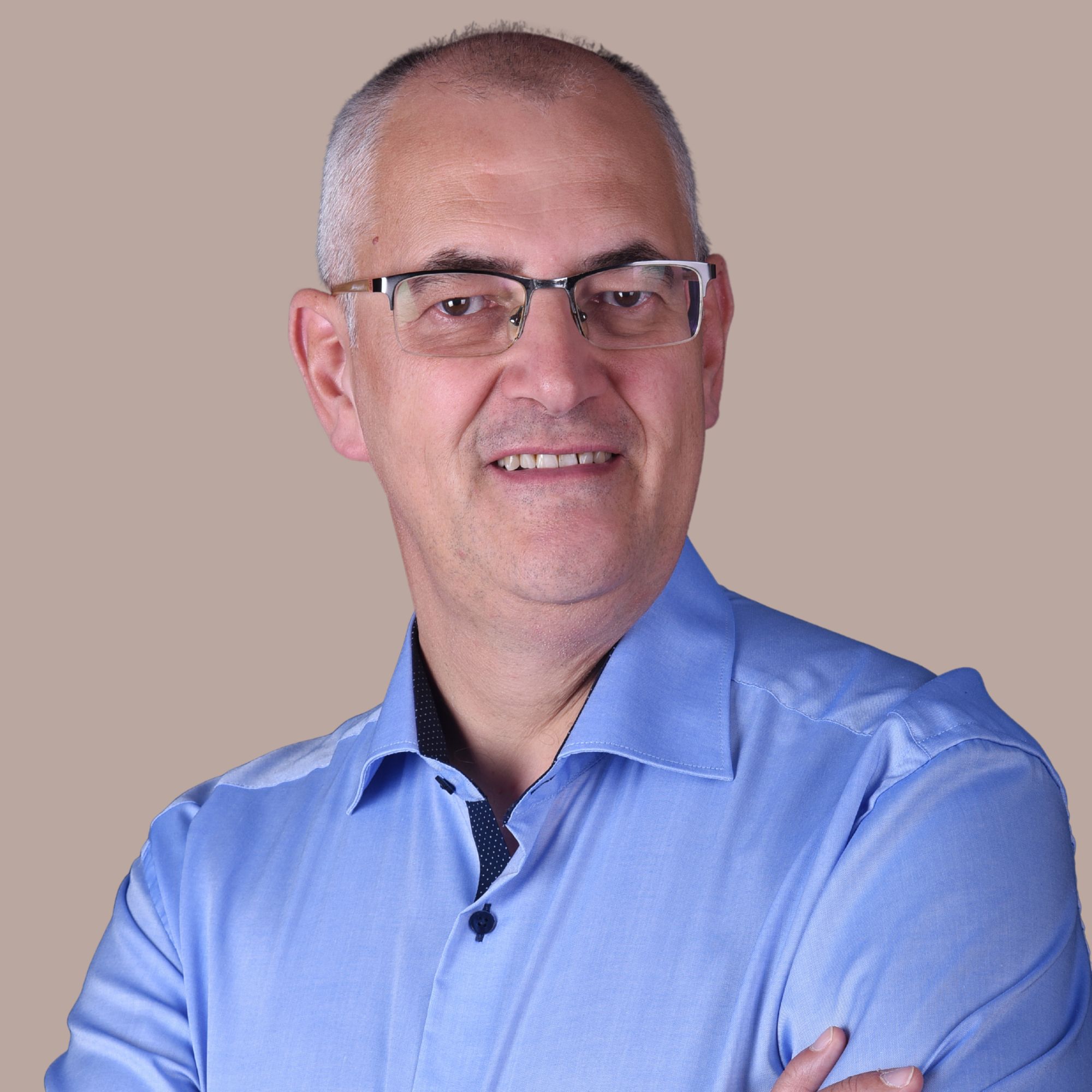 Pastor Wojtek Wloch (10)